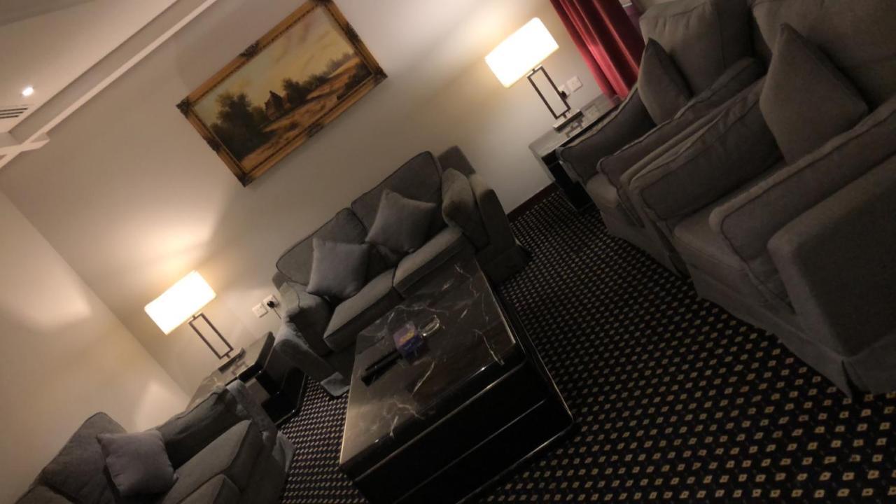 Apartment Sixty Three *