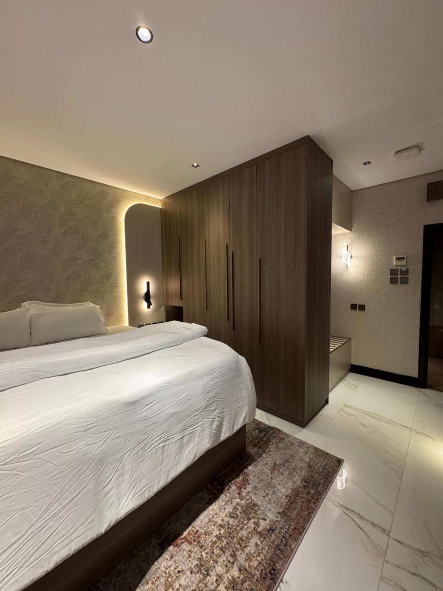 Apartment Sixty Three